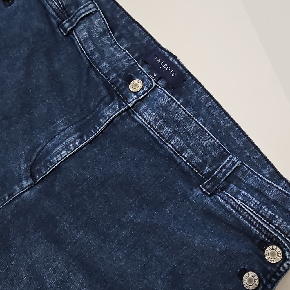 Talbots Navy Blue Capri Cropped Button Pockets-Accent Jeans Size 16 - Picture 4 of 13